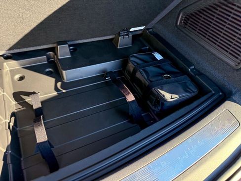 New 2025 Cadillac Escalade IQ Sport 1 w/ LPO, ONYX Package AWD/4WD image 42