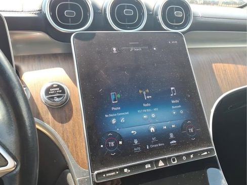 Used 2023 Mercedes-Benz GLC 300 4MATIC image 9