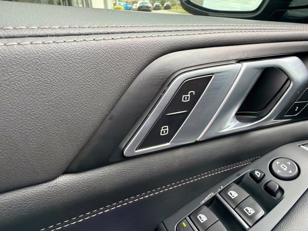 Used 2026 BMW X5 sDrive40i RWD image 49
