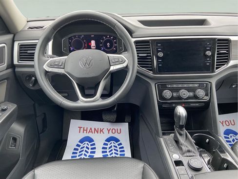 Used 2023 Volkswagen Atlas SE image 58