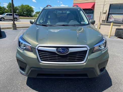 Used 2020 Subaru Forester Premium AWD/4WD image 8