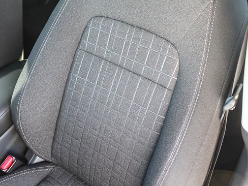 Certified 2026 Honda HR-V LX image 26