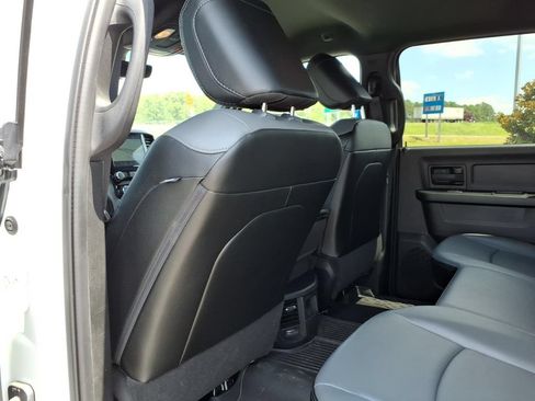 Used 2024 RAM 3500 Tradesman w/ Chrome Appearance Group AWD/4WD image 10