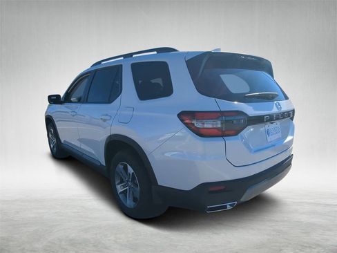 New 2026 Honda Pilot EX-L image 5