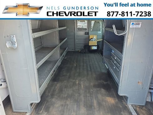 Used 2017 GMC Savana 3500 Extended image 11