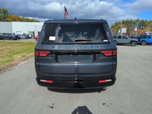 New 2025 Jeep Wagoneer Series II w/ Convenience Group I image 4