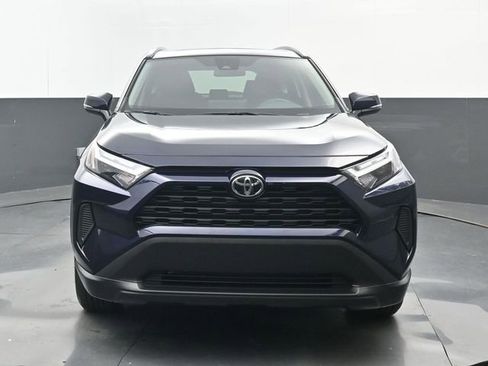 Used 2025 Toyota RAV4 XLE w/ Convenience Package FWD image 20