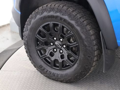 Used 2023 Chevrolet Colorado Trail Boss w/ Advanced Trailering Package AWD/4WD image 13