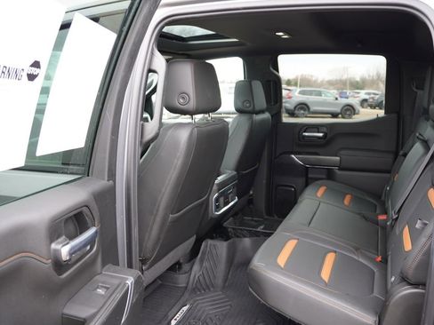 Used 2020 GMC Sierra 1500 AT4 w/ AT4 Premium Package image 17