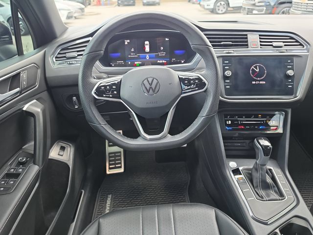 Used 2024 Volkswagen Tiguan SE R-Line FWD image 14