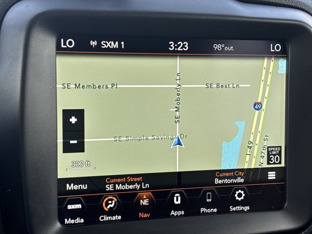 Used 2022 Jeep Renegade Latitude AWD/4WD image 29