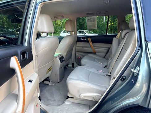 Used 2008 Toyota Highlander Limited AWD/4WD image 10