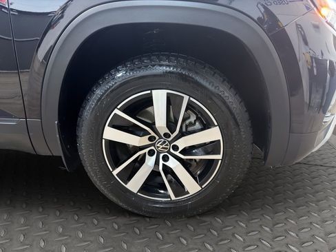 Used 2023 Volkswagen Atlas SE image 23