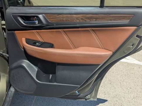 Used 2019 Subaru Outback 2.5i Touring w/ Popular Package #3A image 19