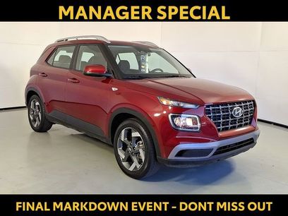 Used 2024 Hyundai Venue SEL