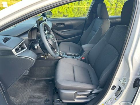 Used 2024 Toyota Corolla LE FWD image 15