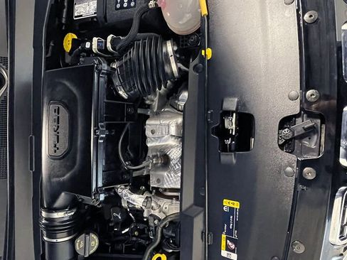 Used 2025 Jeep Compass Limited image 35