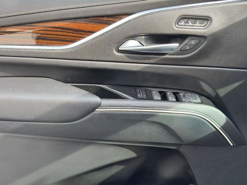 Certified 2023 Cadillac Escalade Premium Luxury w/ LPO, Radiant Package image 13