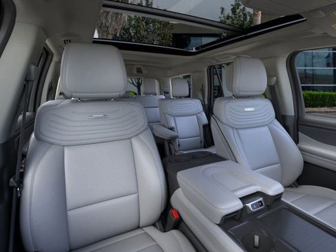 New 2026 Ford Expedition Platinum w/ Platinum Ultimate Package image 11