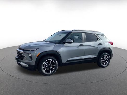 Used 2025 Chevrolet TrailBlazer LT image 8