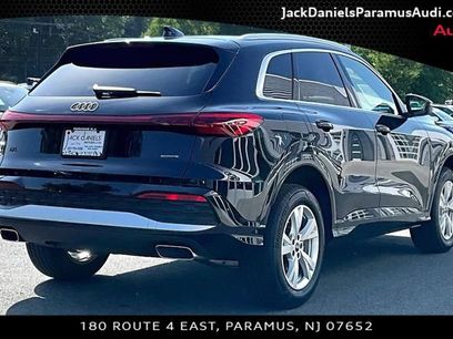 Used 2025 Audi Q5 Premium w/ Convenience Package