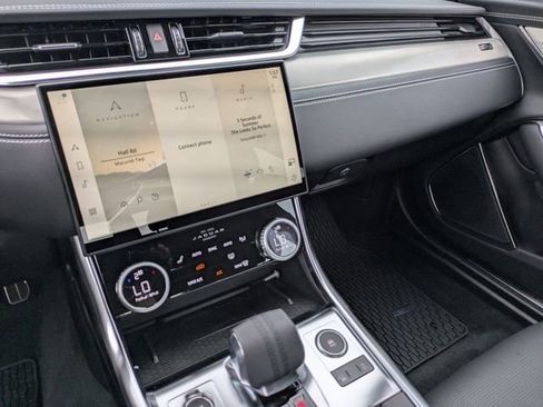 New 2024 Jaguar XF R-Dynamic SE image 11