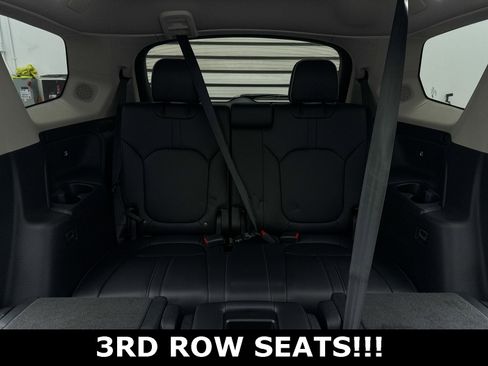 Used 2023 Honda Pilot Elite image 7