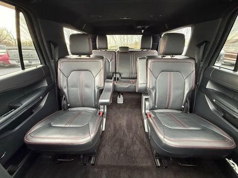 Used 2022 Ford Expedition Max Limited image 12