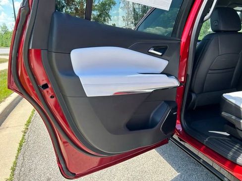 New 2025 Chevrolet Traverse High Country image 52