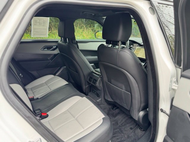 Used 2024 Land Rover Range Rover Velar Dynamic SE AWD/4WD image 16