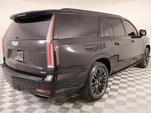 Used 2025 Cadillac Escalade ESV Sport Platinum w/ LPO, Floor Liner Package AWD/4WD image 24