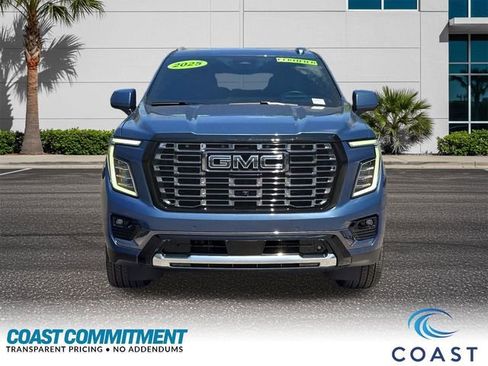 Certified 2025 GMC Yukon Denali Ultimate AWD/4WD image 2