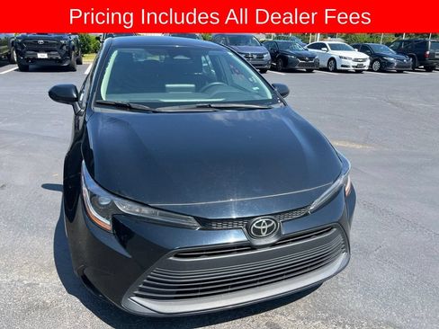 Used 2024 Toyota Corolla LE FWD image 4