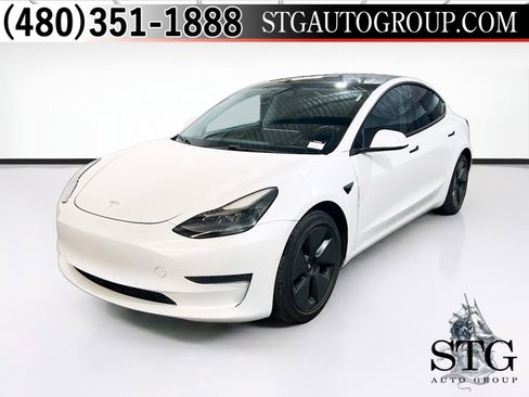 Used 2021 Tesla Model 3 Standard Range Plus image 1