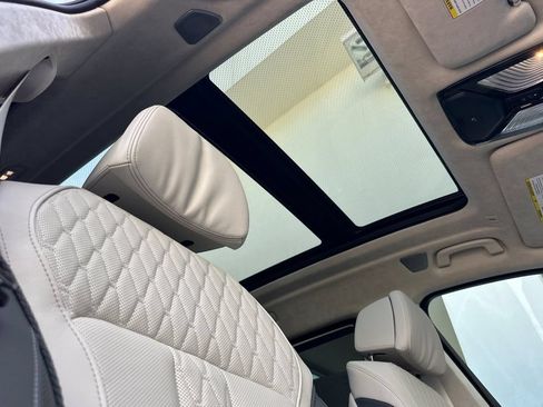 New 2026 BMW ALPINA XB7 AWD/4WD image 19