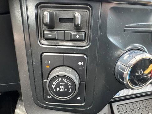 Used 2025 Ford F150 Lariat w/ Equipment Group 502A High AWD/4WD image 20
