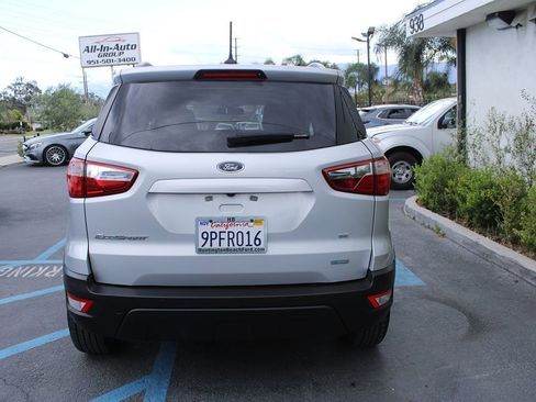 Used 2019 Ford EcoSport SE w/ SE Convenience Package image 6