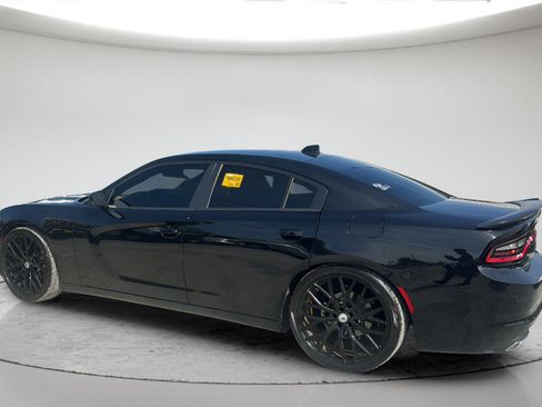 Used 2023 Dodge Charger SXT w/ Blacktop Package RWD image 11