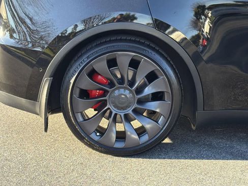 Used 2021 Tesla Model Y Performance image 38