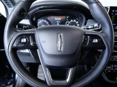 Certified 2022 Lincoln Corsair AWD w/ Premium Package image 21