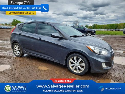 Used 2012 Hyundai Accent SE FWD image 5