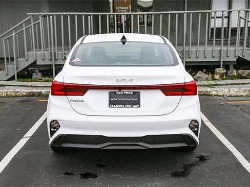 Used 2023 Kia Forte LXS w/ LXS Technology Package image 8