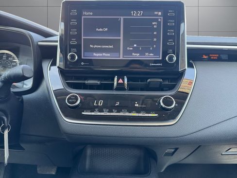 Used 2021 Toyota Corolla LE FWD image 15