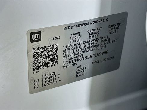 Used 2025 GMC Acadia Elevation FWD image 23
