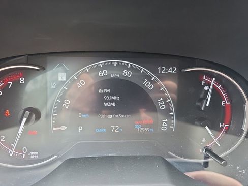 Used 2025 Toyota RAV4 LE image 25