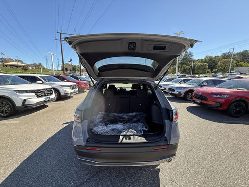 New 2026 Honda HR-V Sport image 31