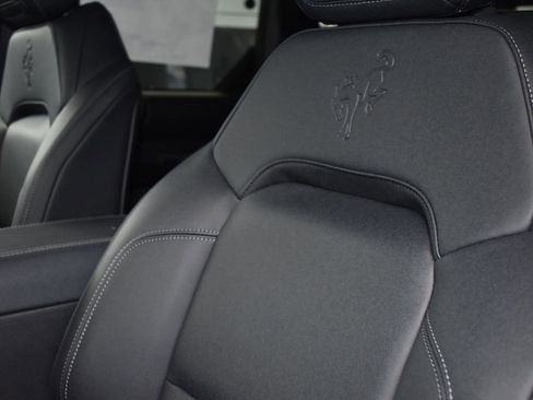 New 2025 Ford Bronco Badlands image 11