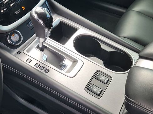 Certified 2022 Nissan Murano SV image 18