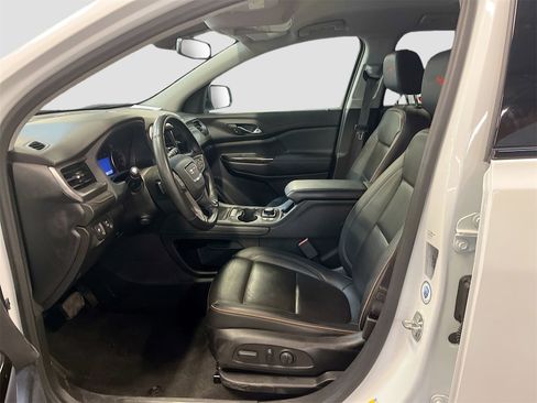 Used 2023 GMC Acadia AT4 w/ Preferred Package image 22