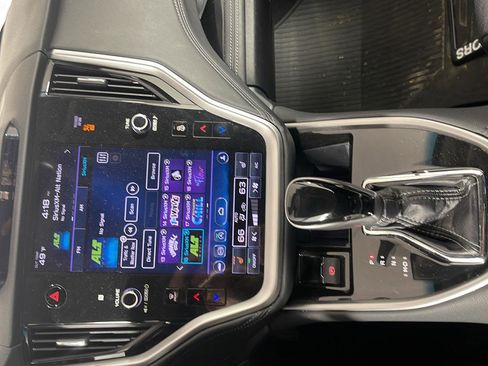 Used 2020 Subaru Outback Limited w/ Popular Package #2 image 21